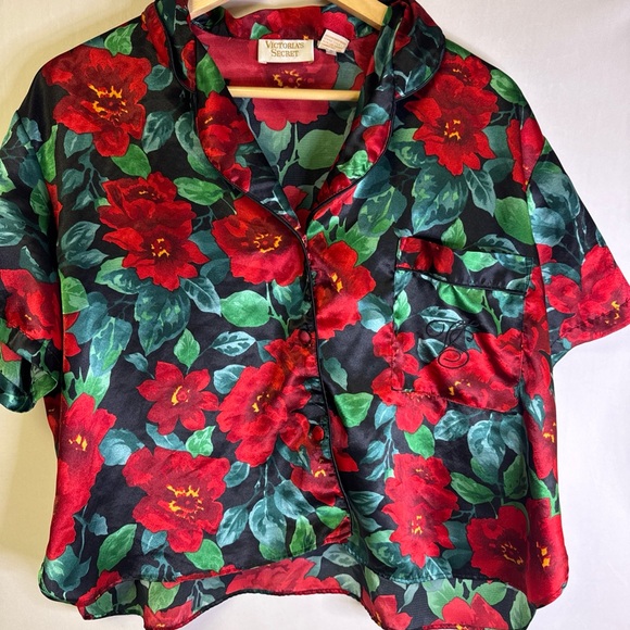 Vintage Victoria's Secret Red Floral Satin Top and shorts Medium - Picture 1 of 8